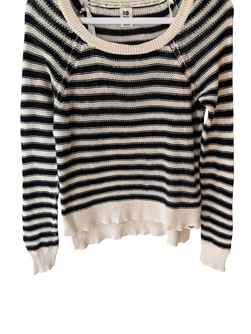 Roxy Black and Cream Striped Crewneck Sweater Size M Beach Coastal Lightweight - Picture 13 of 16